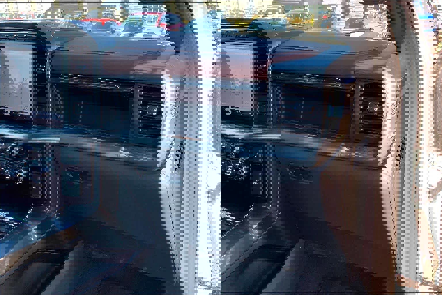 Certified 2023 Ford F150 Lariat w/ Equipment Group 502A High image 19