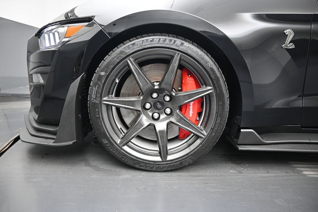 Certified 2022 Ford Mustang Shelby GT500 w/ Carbon Fiber Track Pack RWD image 25