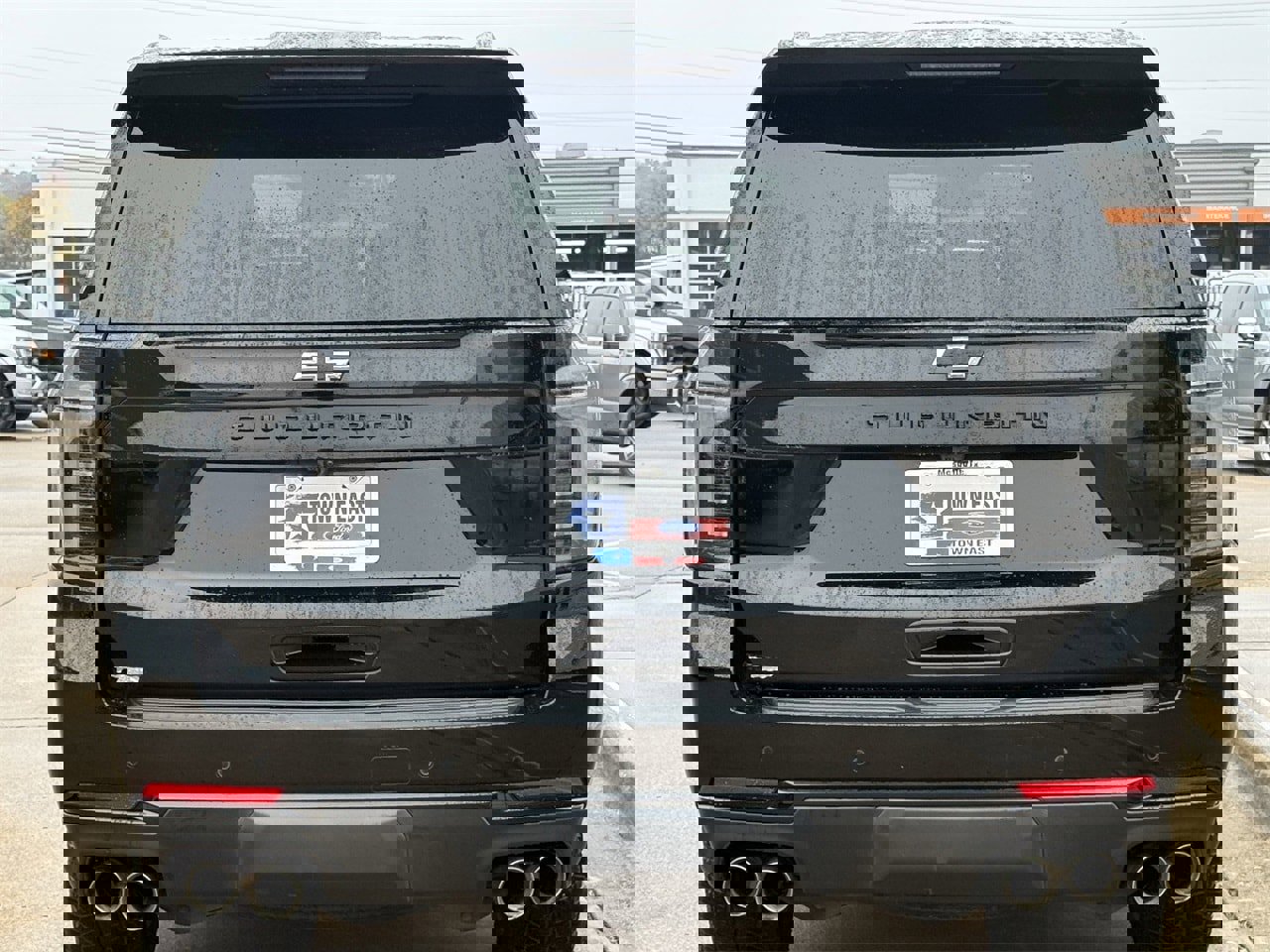 Used 2025 Chevrolet Suburban Z71 w/ Comfort Package image 6