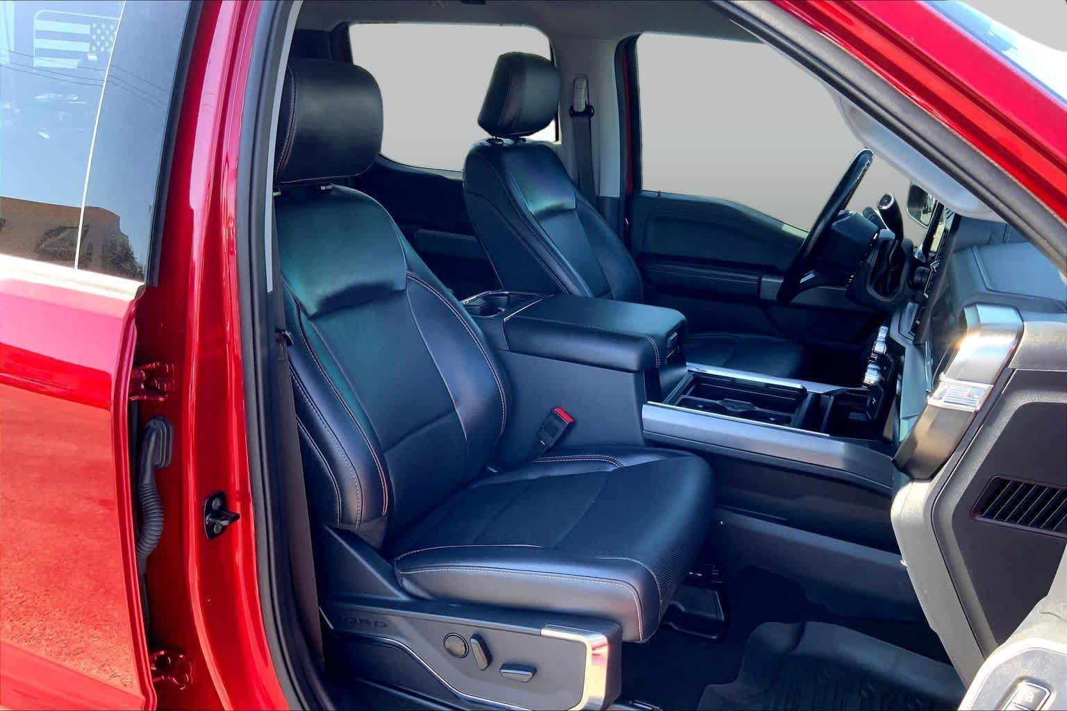 Certified 2024 Ford F250 Lariat w/ Lariat Ultimate Package AWD/4WD image 9