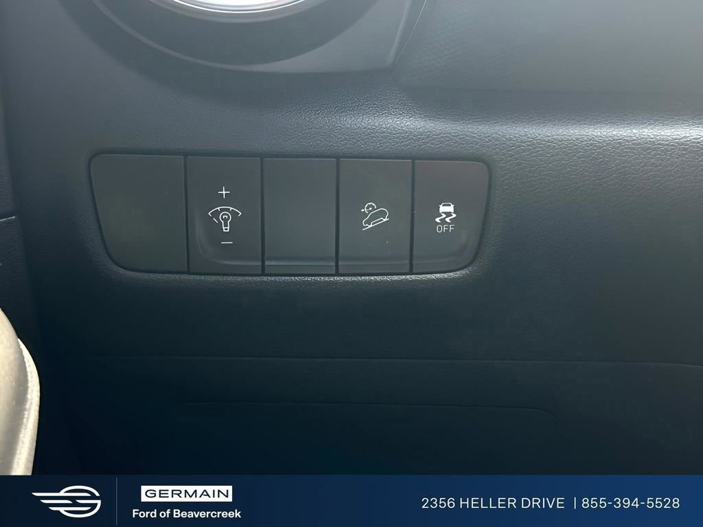 Used 2023 Hyundai Kona SEL w/ Cargo Package image 26