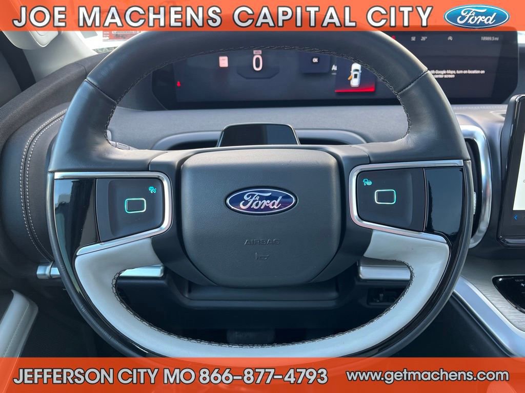 Certified 2025 Ford Expedition Max Platinum image 19