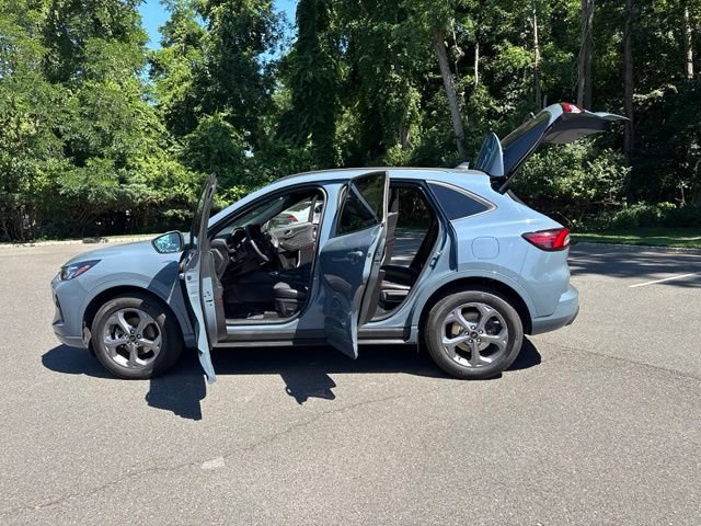 Certified 2023 Ford Escape ST-Line w/ Tech Pack #1 AWD/4WD image 12