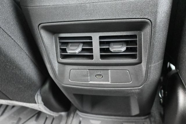 Used 2026 GMC Canyon Elevation RWD image 33