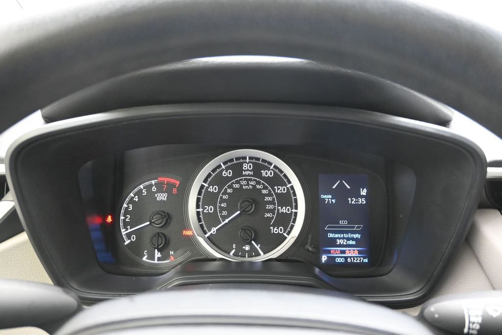 Used 2022 Toyota Corolla LE FWD image 19