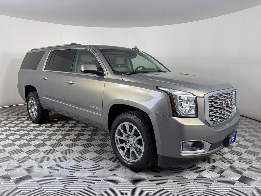Used 2019 GMC Yukon XL Denali w/ Open Road Package AWD/4WD image 1