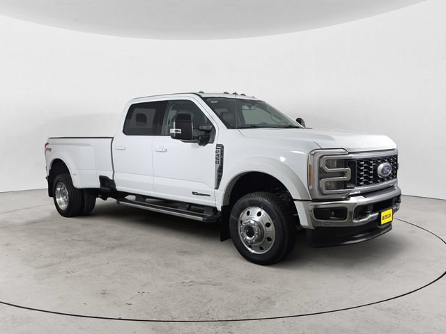 Certified 2025 Ford F450 Lariat w/ FX4 Off-Road Package AWD/4WD image 3