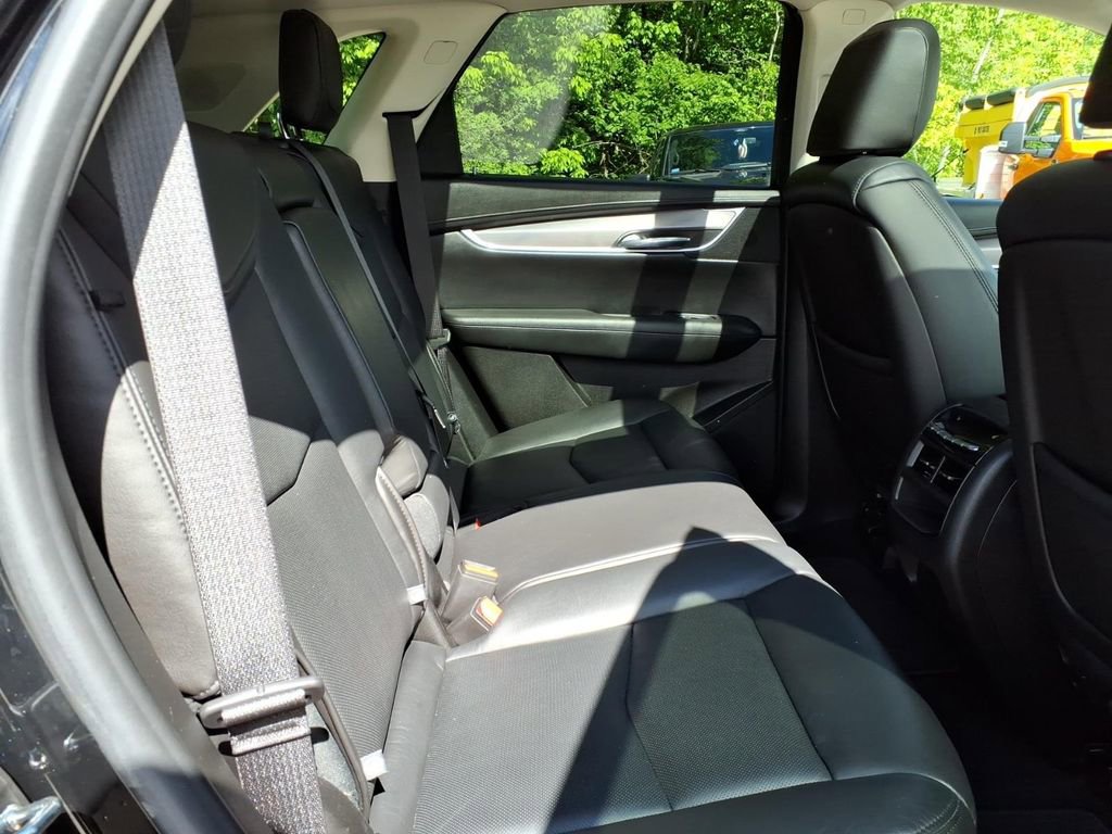 Used 2019 Cadillac XT5 Premium Luxury AWD/4WD image 12