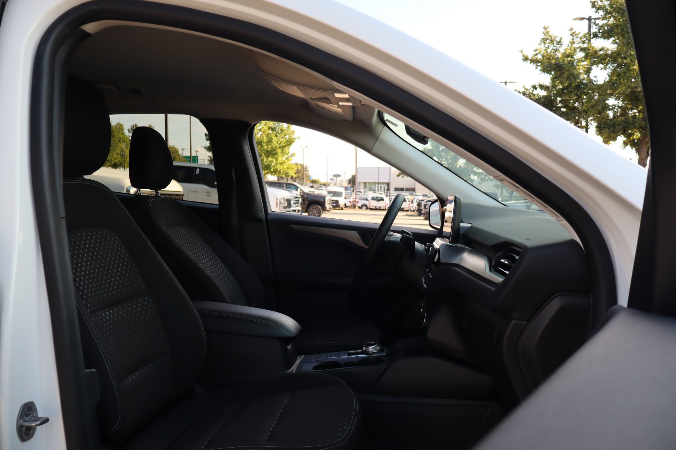Certified 2023 Ford Escape Active FWD image 32