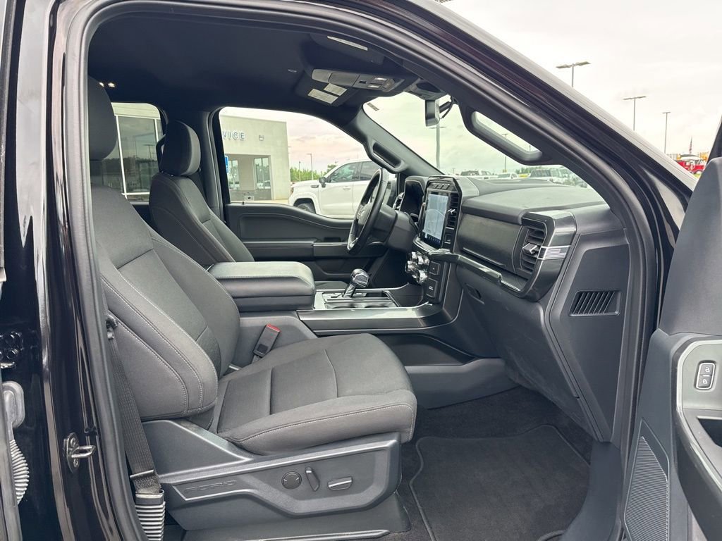 Certified 2022 Ford F150 XLT w/ Equipment Group 302A High image 21