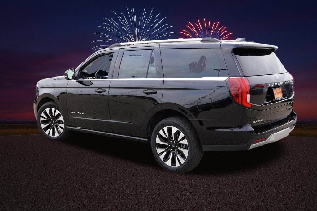 Certified 2025 Ford Expedition Platinum w/ Driver's Package AWD/4WD image 8