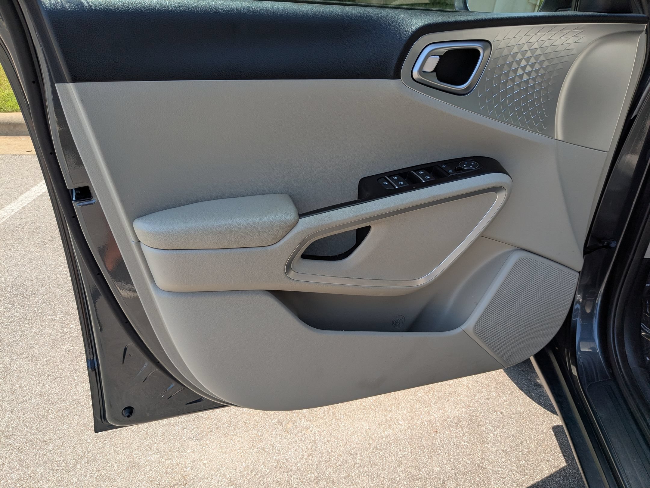 Used 2022 Kia Soul LX FWD image 10