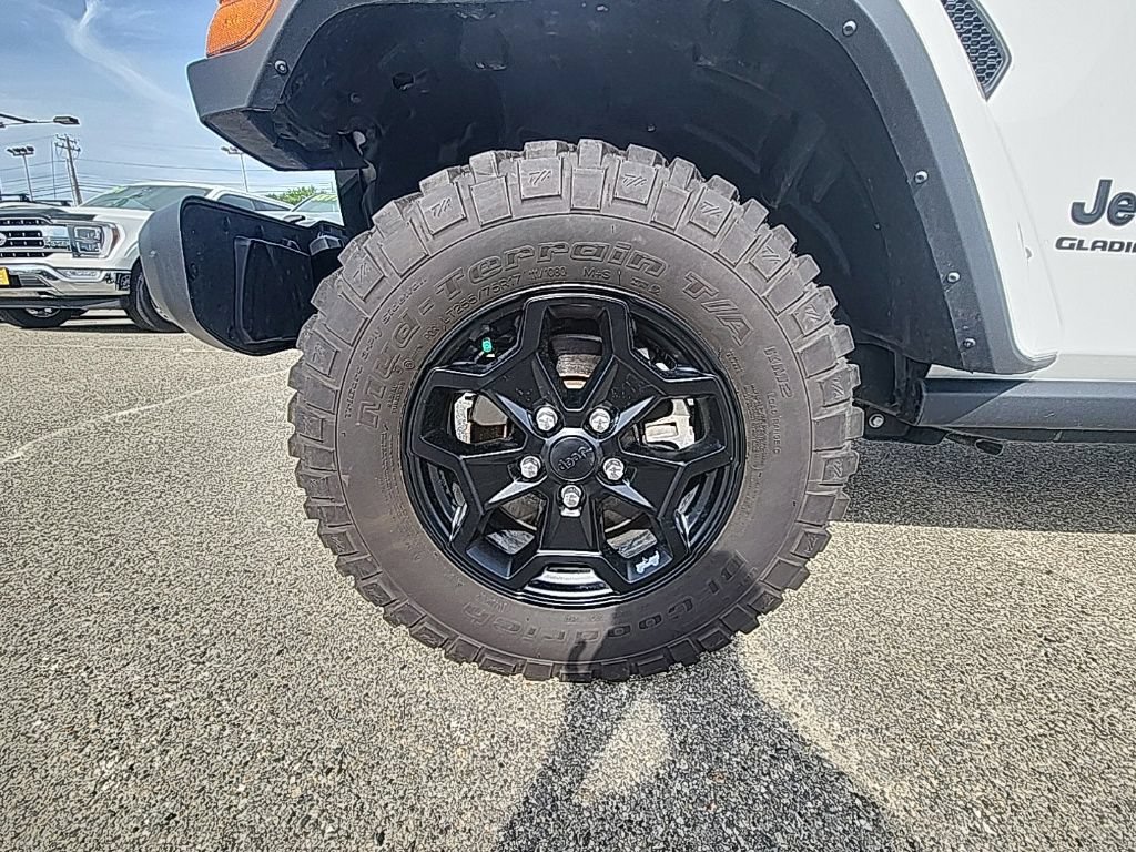 Used 2022 Jeep Gladiator Sport AWD/4WD image 23