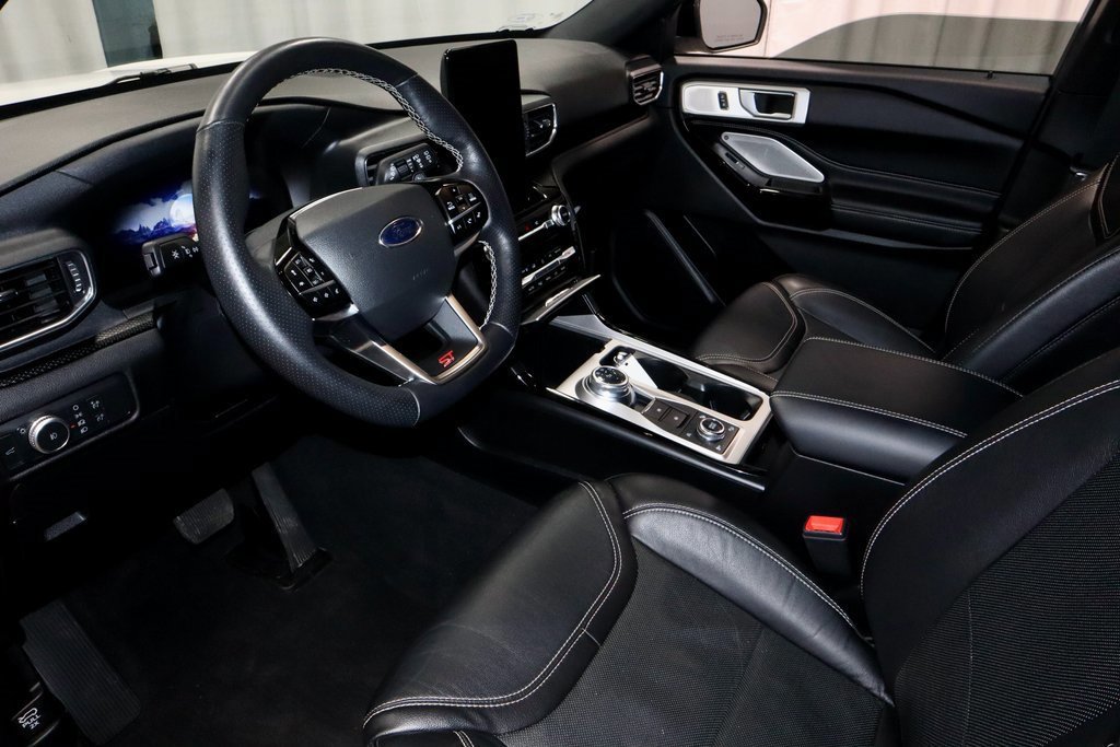 Certified 2022 Ford Explorer ST w/ Equipment Group 401A image 26