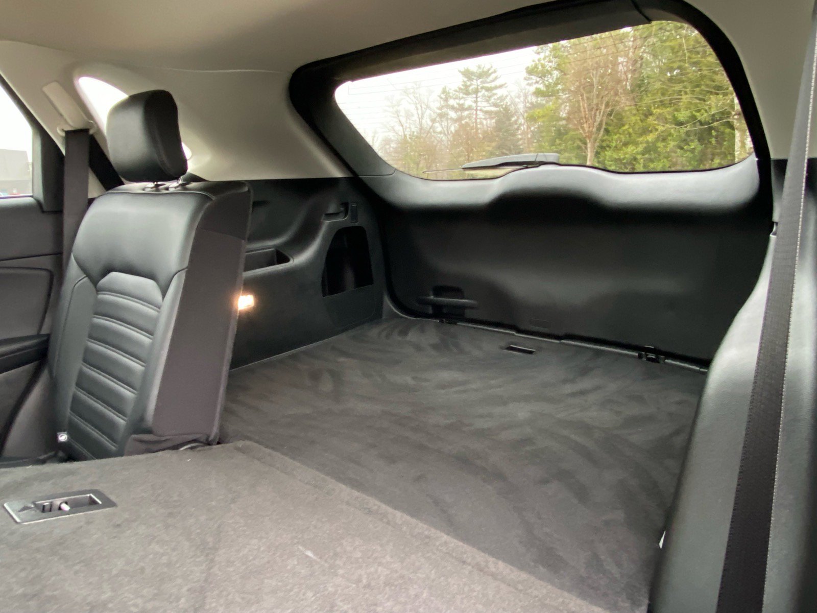 Certified 2022 Ford Edge SEL w/ Convenience Package image 22