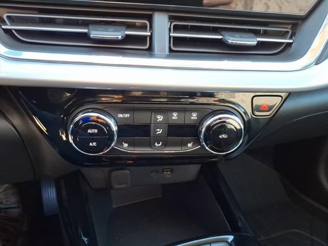 Used 2024 Chevrolet Trax LT w/ Driver Confidence Package image 29