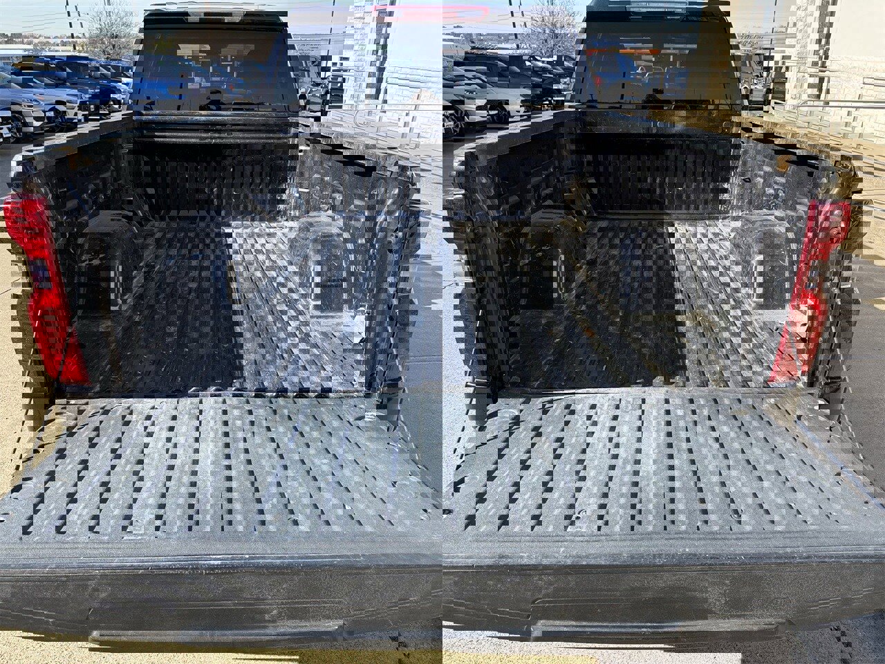 Used 2024 Chevrolet Silverado 1500 LT image 28