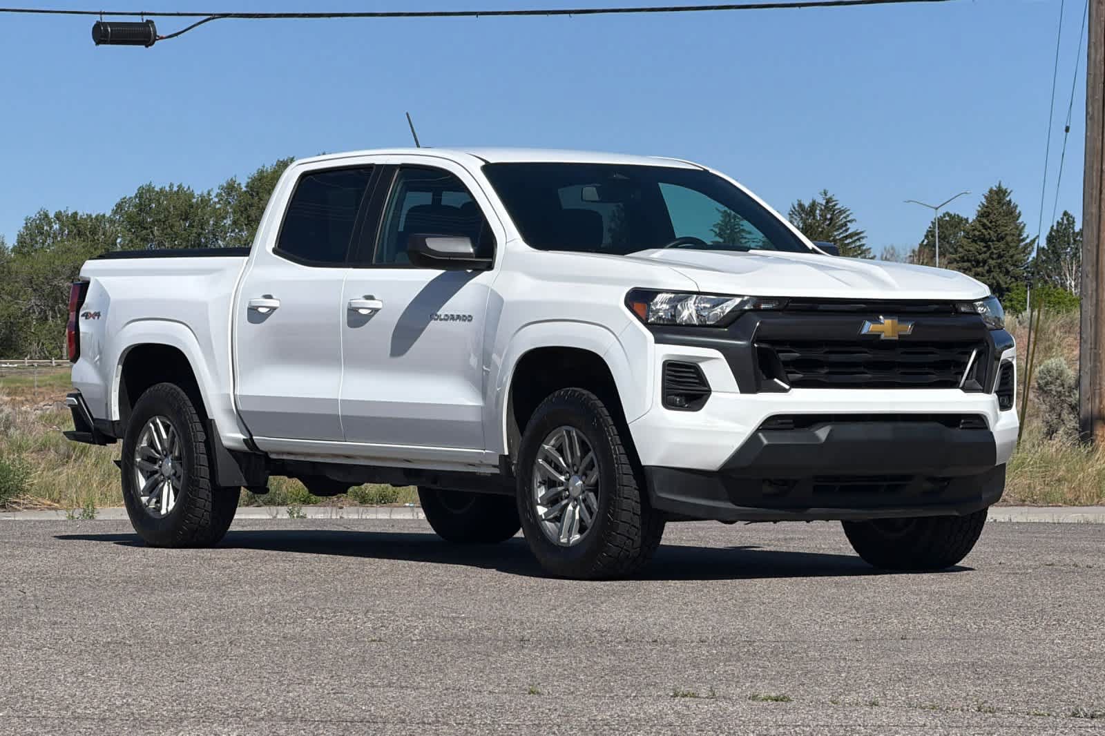 Used 2023 Chevrolet Colorado LT w/ LT Convenience Package II AWD/4WD image 9