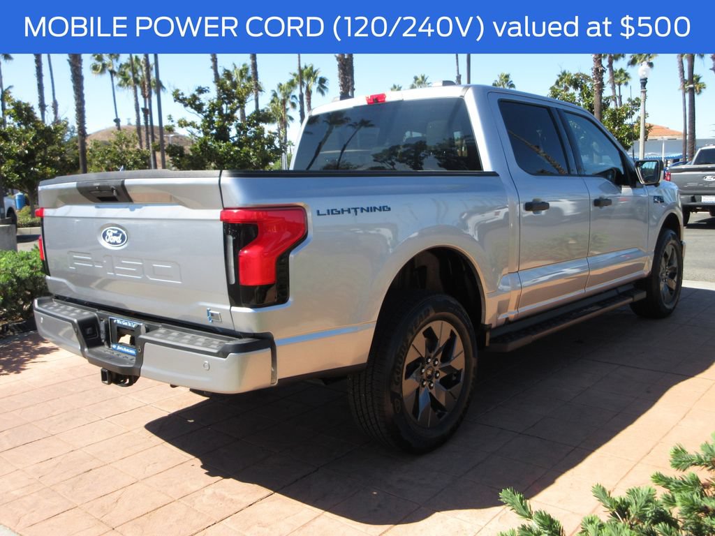 Certified 2024 Ford F150 Lightning XLT w/ Max Trailer Tow Package AWD/4WD image 4