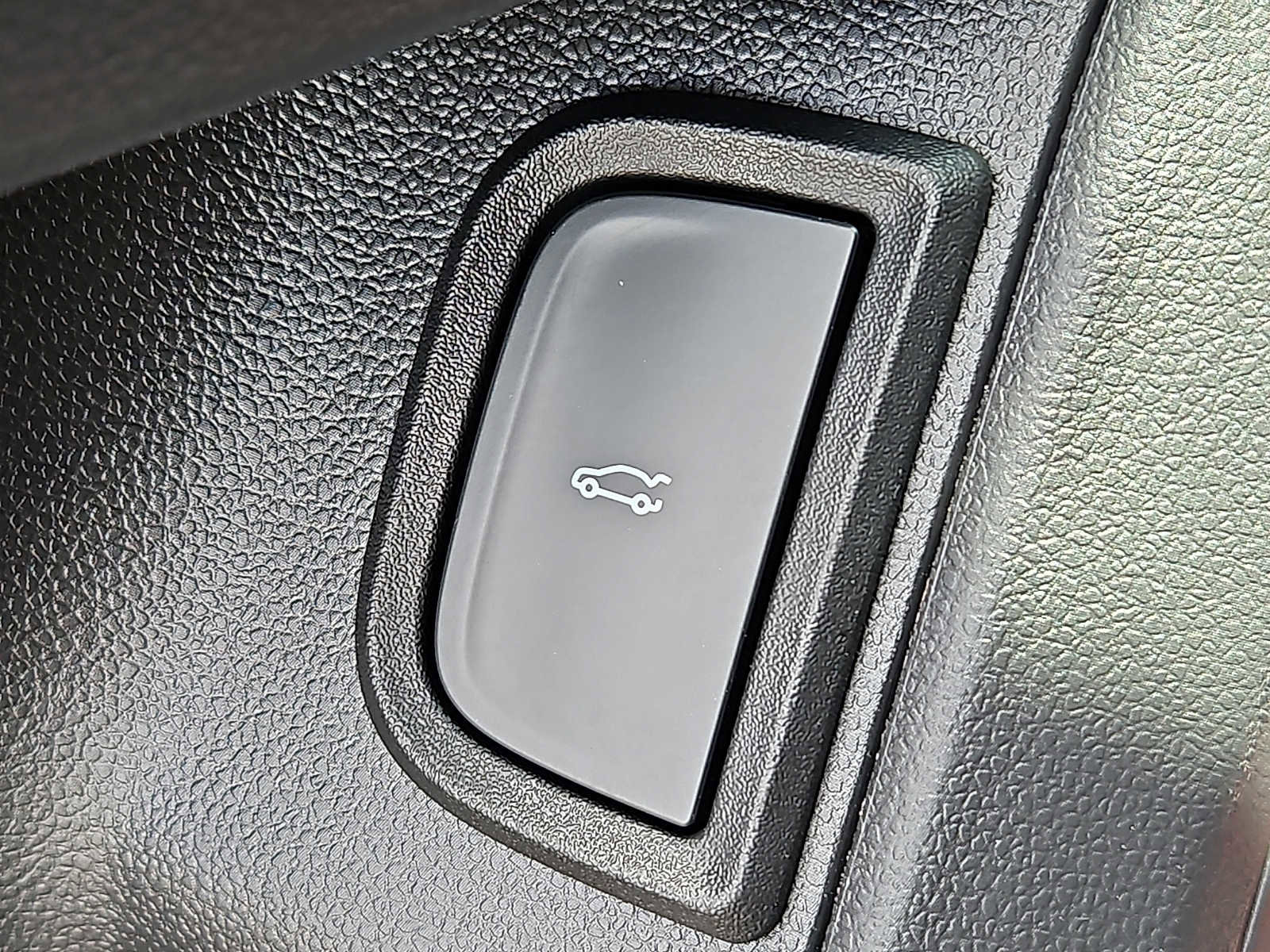 Used 2025 Chevrolet Equinox LT w/ Convenience Package II AWD/4WD image 23