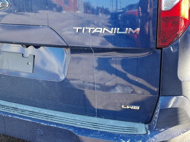 Certified 2018 Ford Transit Connect Titanium image 4