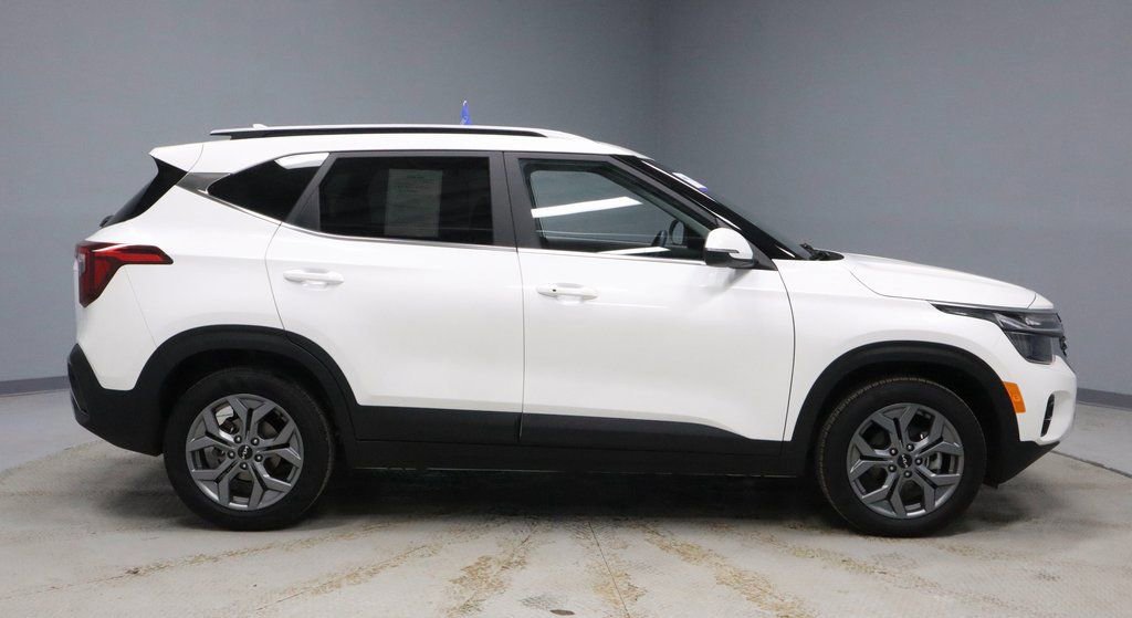 Used 2024 Kia Seltos S image 6