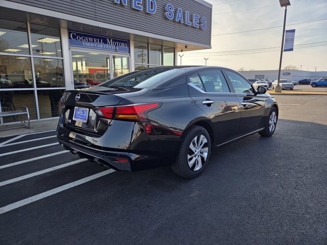 Used 2024 Nissan Altima 2.5 S image 5