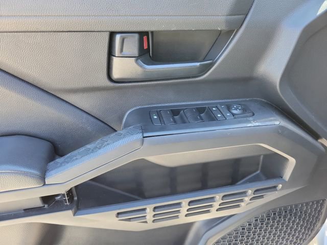 Used 2024 Toyota Tacoma SR image 16