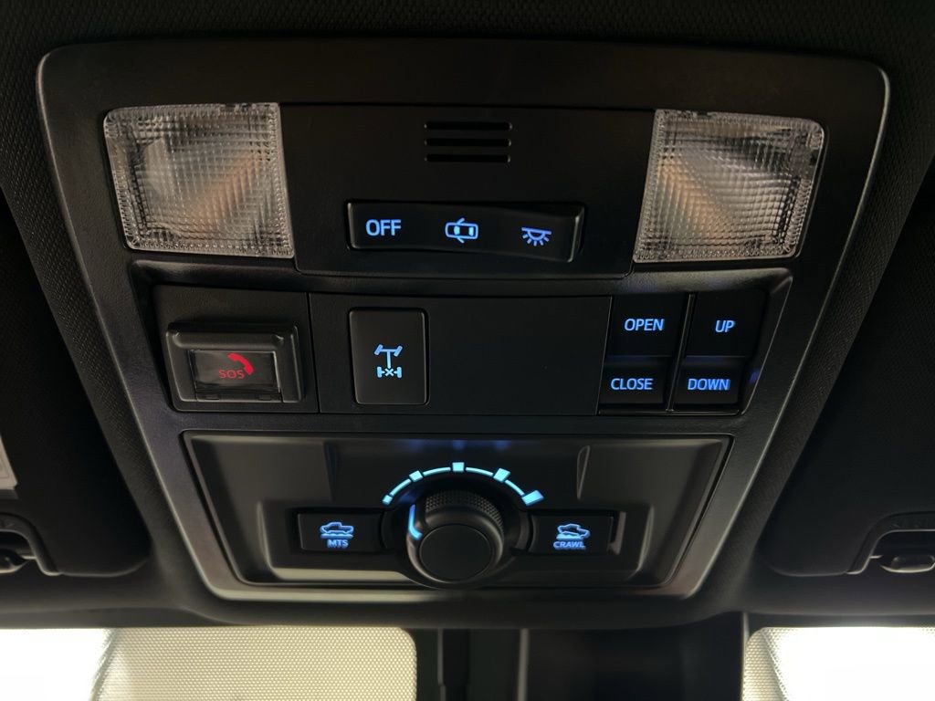 Used 2020 Toyota Tacoma TRD Off-Road w/ TRD Premium Off Road Package image 28