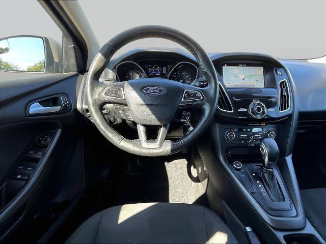 Certified 2017 Ford Focus SEL w/ Cold Weather Package FWD image 10