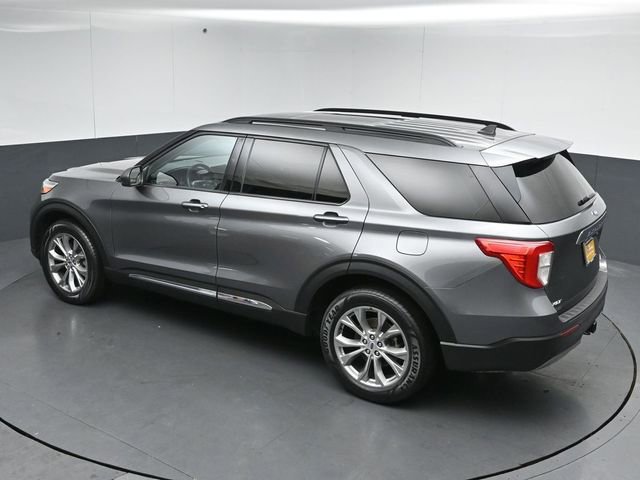Certified 2023 Ford Explorer XLT w/ Equipment Group 202A AWD/4WD image 51