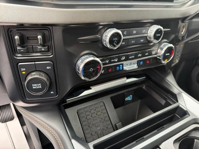 Certified 2024 Ford F450 Platinum w/ FX4 Off-Road Package AWD/4WD image 23