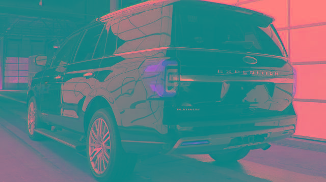 Certified 2023 Ford Expedition Platinum AWD/4WD image 7