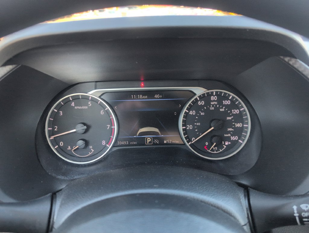 Used 2025 Nissan Sentra SV FWD image 21