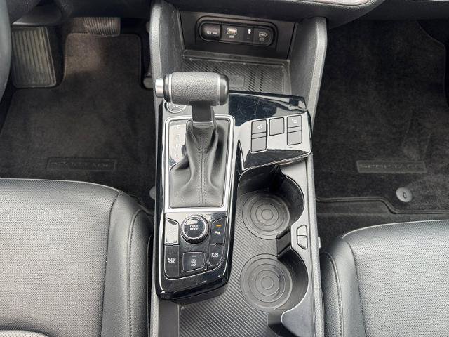 Used 2025 Kia Sportage EX w/ Premium Package FWD image 11