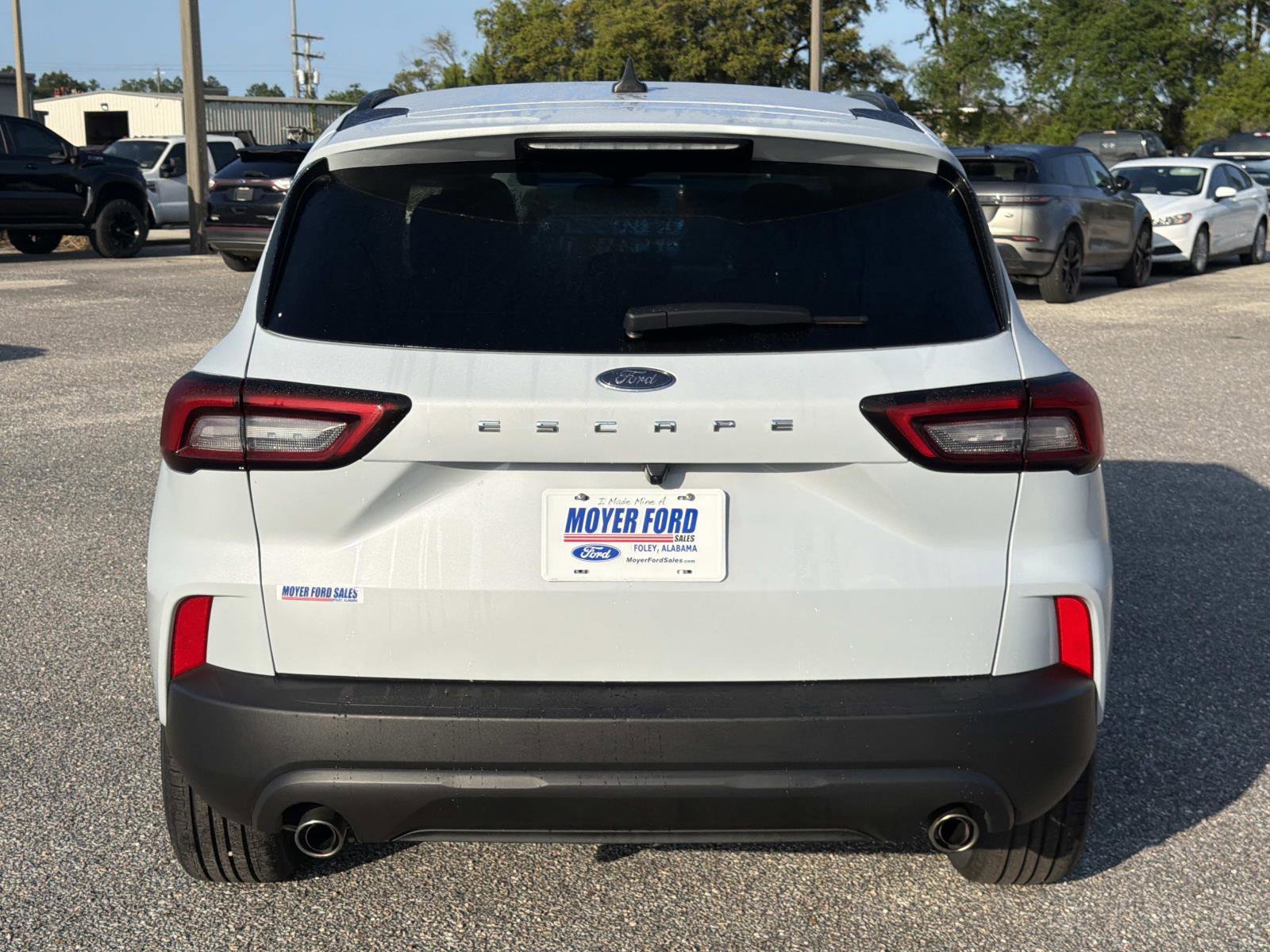 Certified 2025 Ford Escape ST-Line FWD image 5