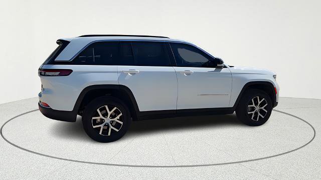 Used 2025 Jeep Grand Cherokee Limited image 31