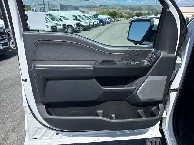 Certified 2023 Ford F150 Raptor w/ Raptor Carbon Fiber Package AWD/4WD image 13