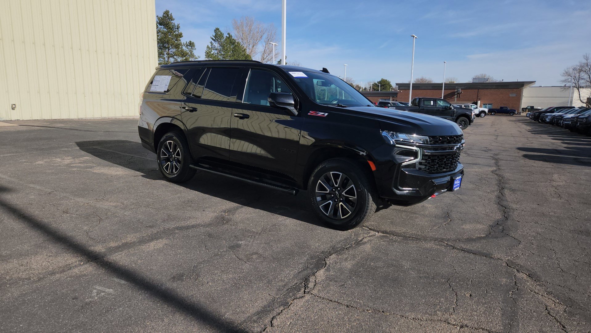 Used 2022 Chevrolet Tahoe Z71 w/ Luxury Package image 20