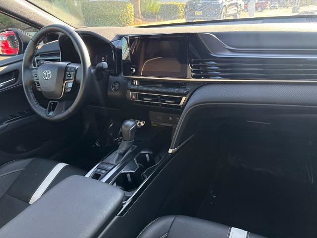 Used 2026 Toyota Camry SE FWD image 13