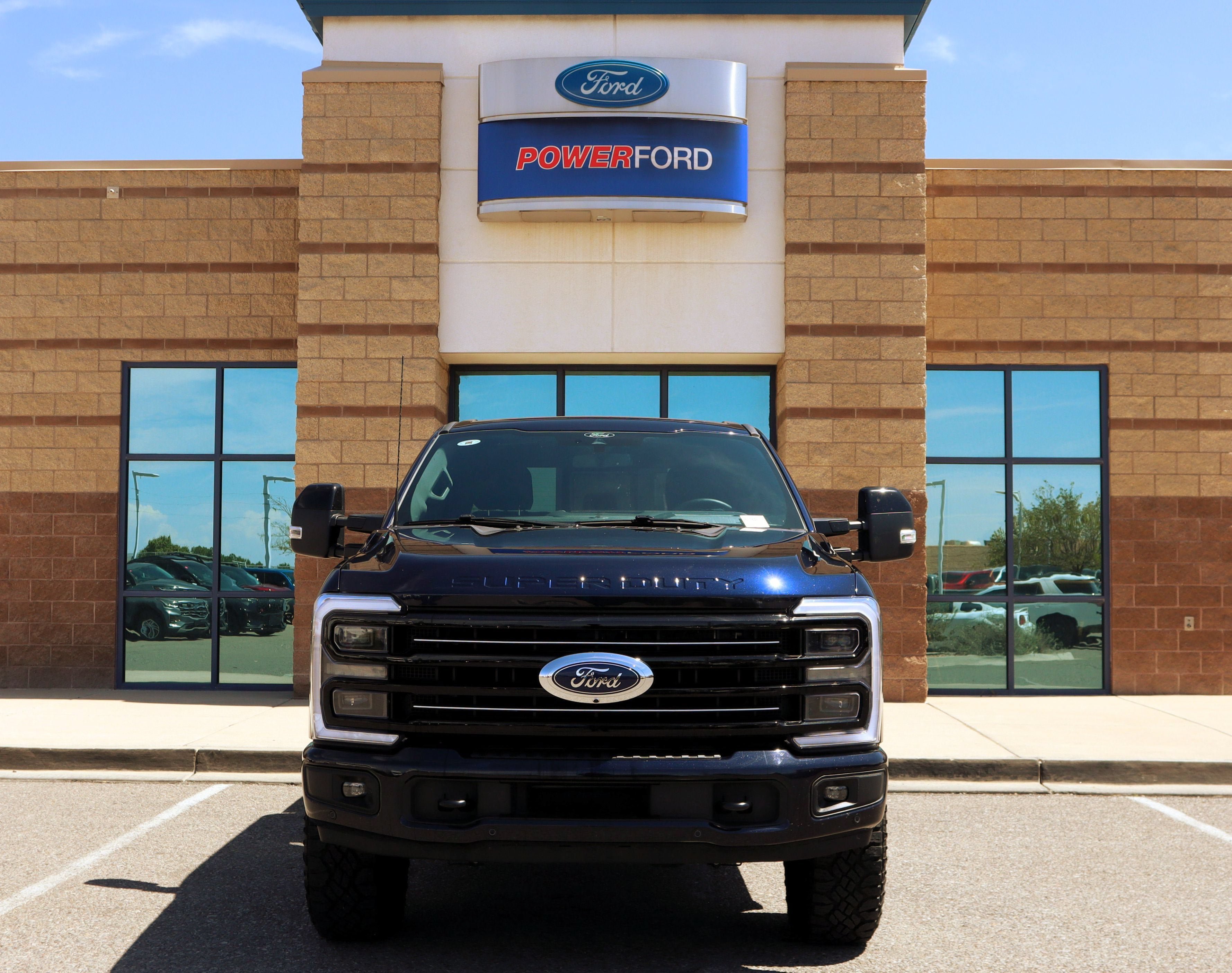 Certified 2025 Ford F250 Platinum w/ Tremor Off-Road Package AWD/4WD image 3