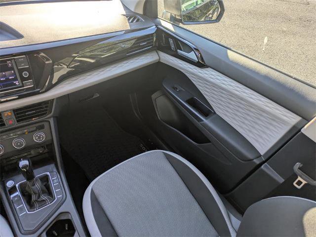 Used 2022 Volkswagen Taos S image 16