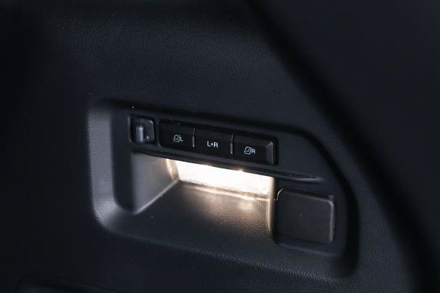 Certified 2025 Ford Explorer ST AWD/4WD image 15
