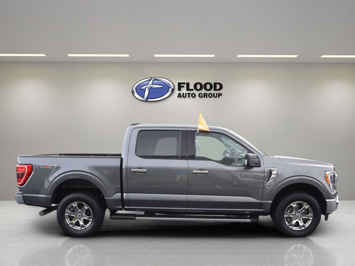 Certified 2022 Ford F150 XLT w/ Equipment Group 302A High image 3