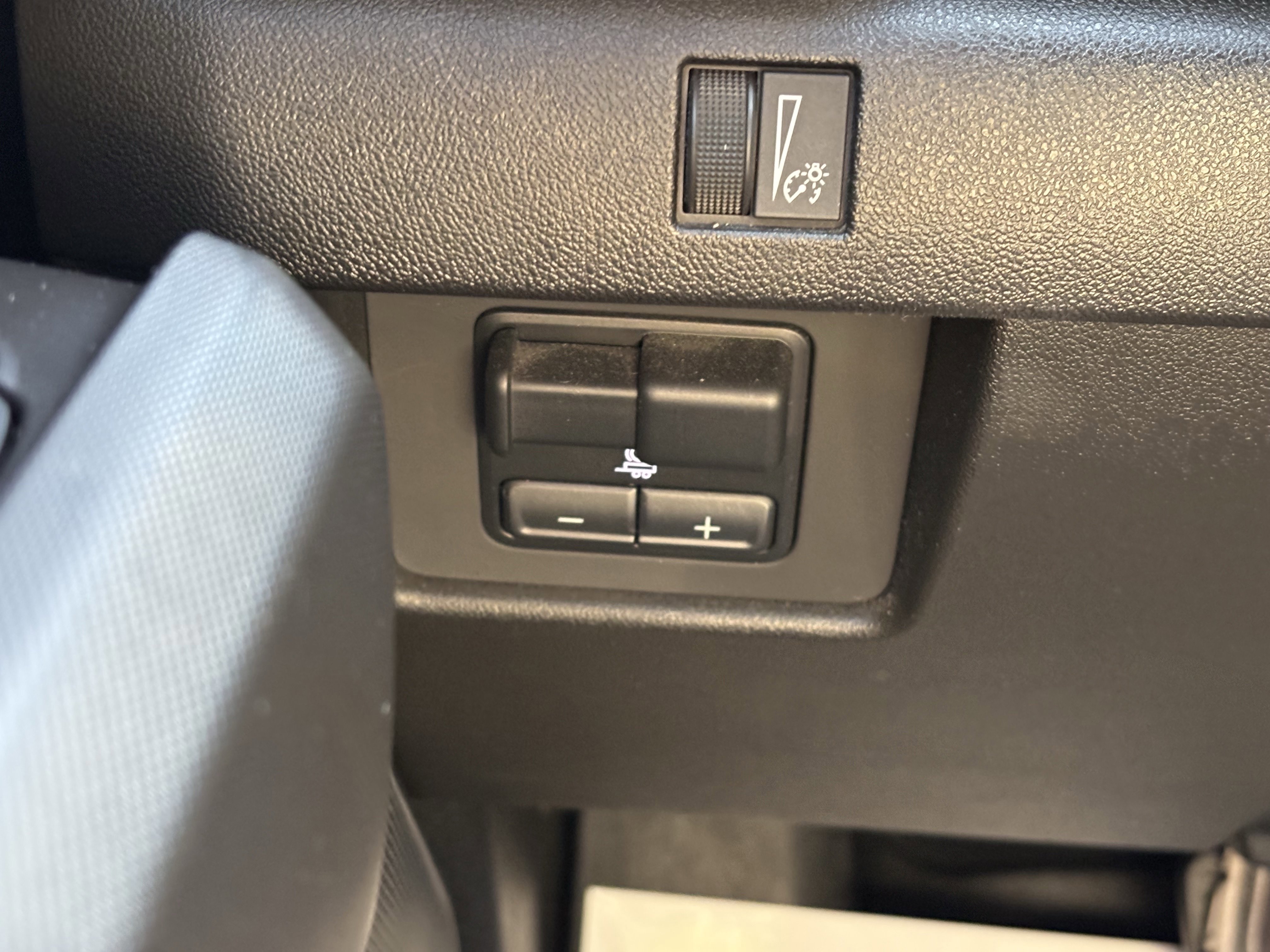 Used 2023 GMC Canyon Elevation w/ Convenience Package image 39