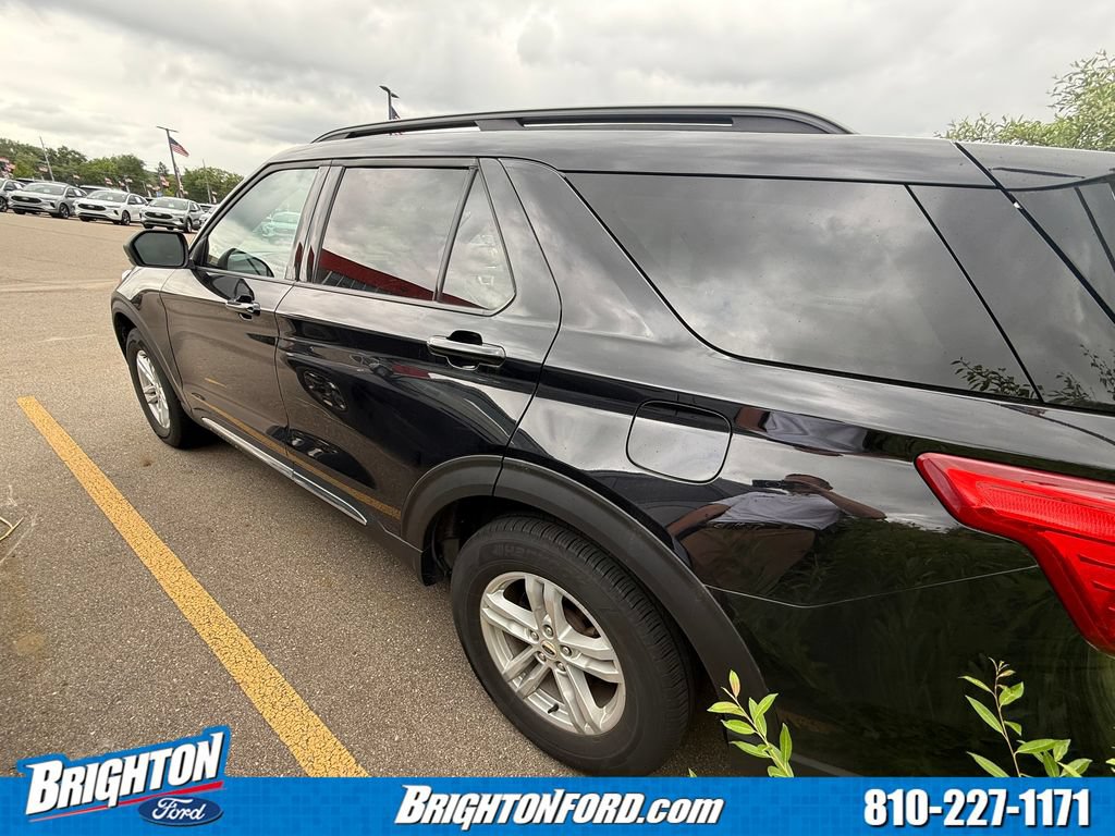 Certified 2024 Ford Explorer XLT w/ Equipment Group 202A AWD/4WD image 6