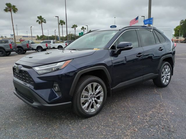 Used 2024 Toyota RAV4 XLE Premium image 9