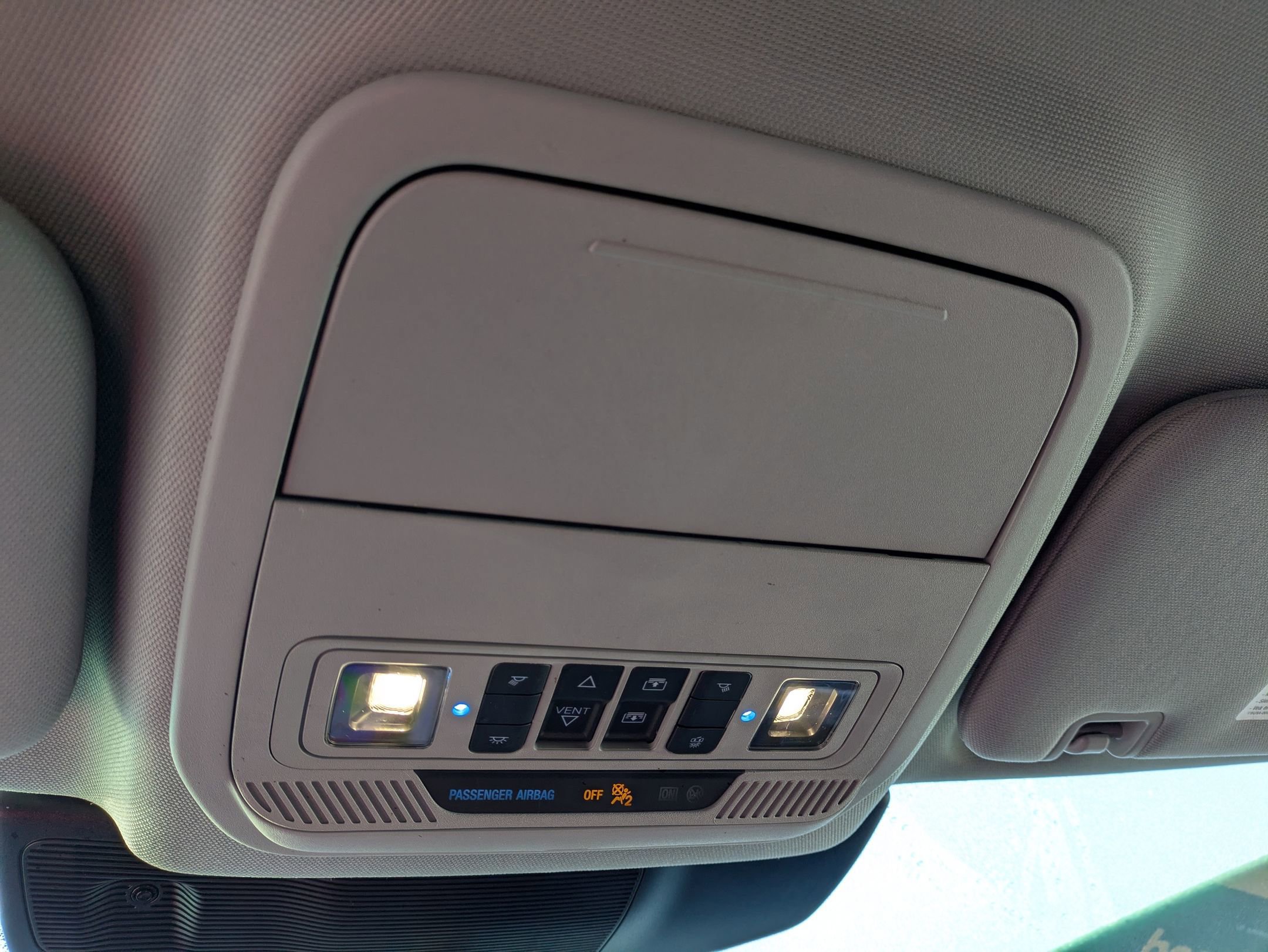 Certified 2022 Ford Explorer XLT w/ Equipment Group 202A image 25