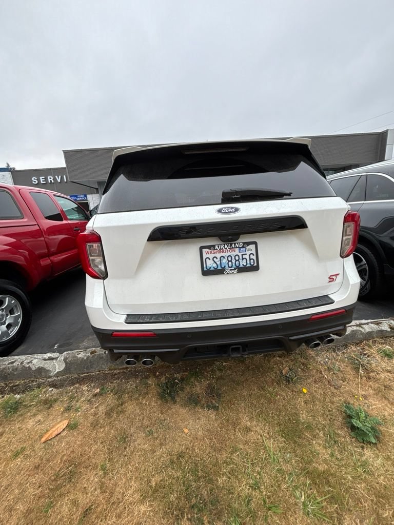 Certified 2023 Ford Explorer ST w/ Equipment Group 401A AWD/4WD image 4