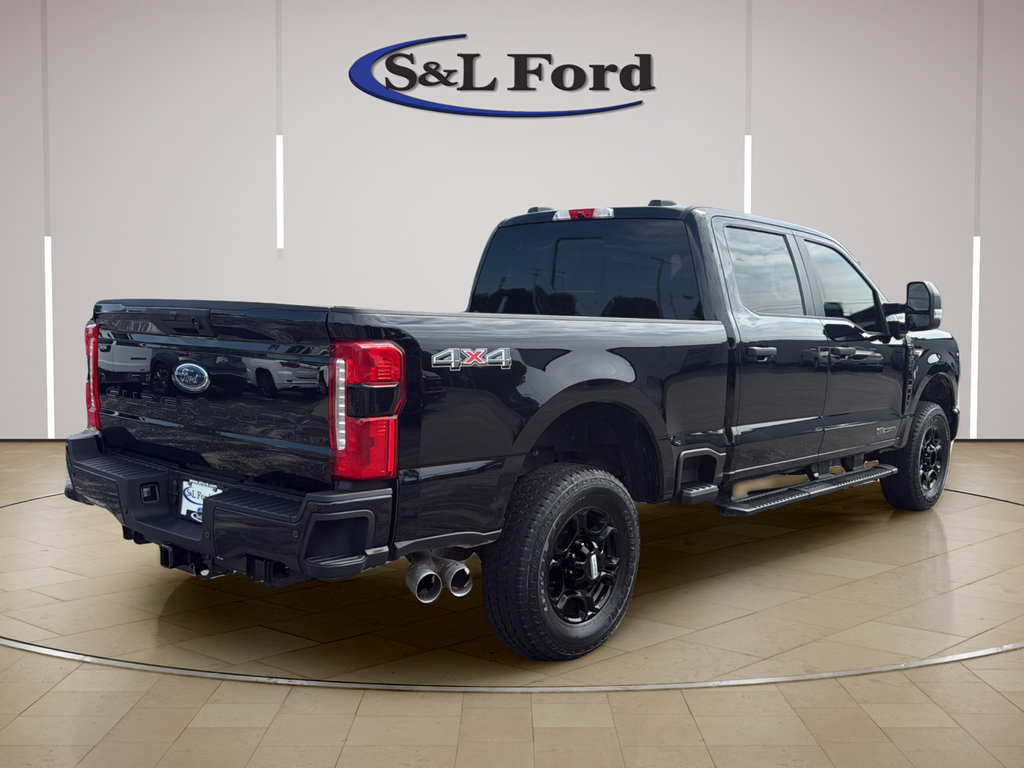 Certified 2024 Ford F350 XL w/ STX Appearance Package AWD/4WD image 7